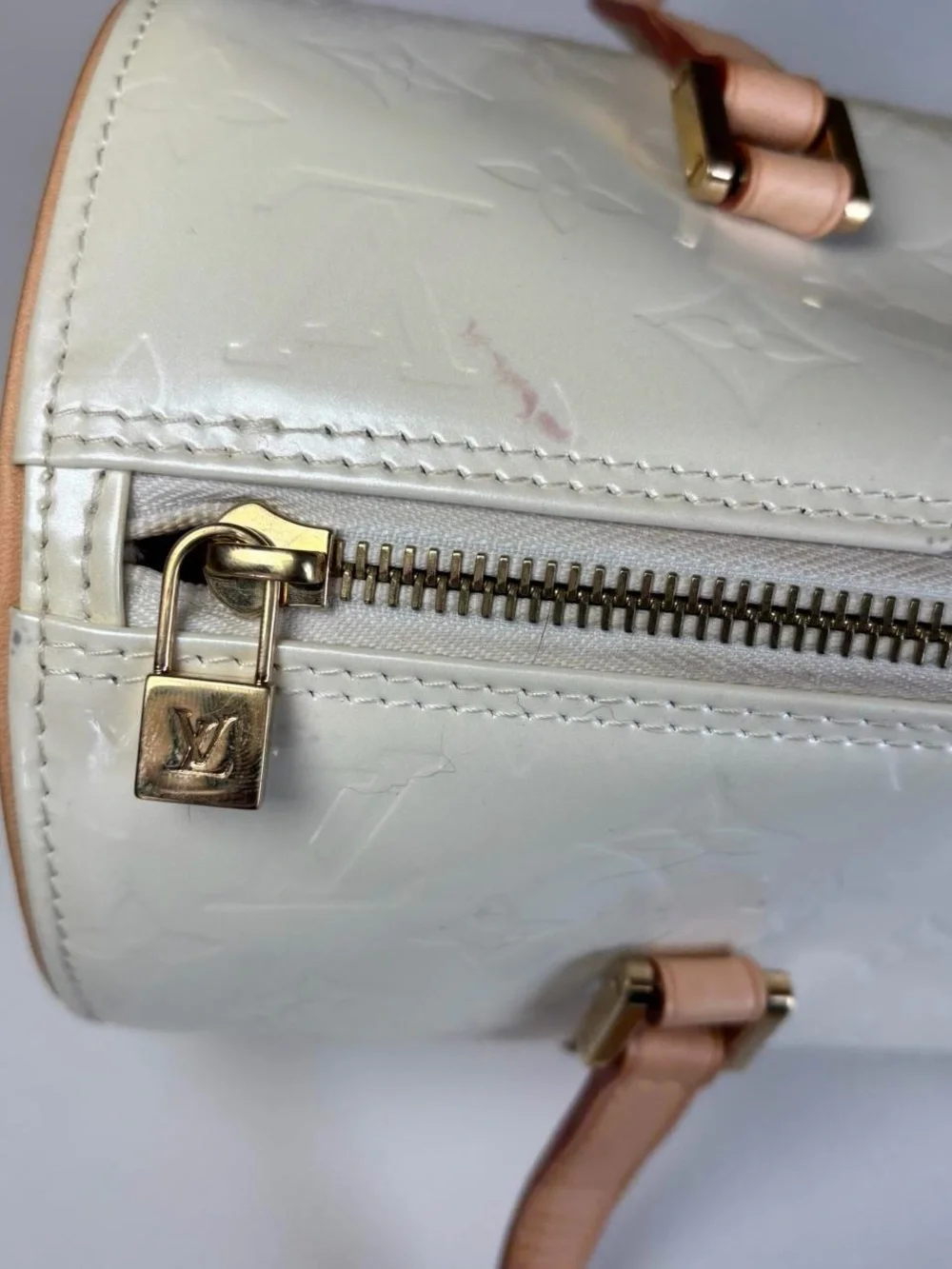 Louis Vuitton White Vernis Monogram Barrel Shoulder Bag with Tan Straps